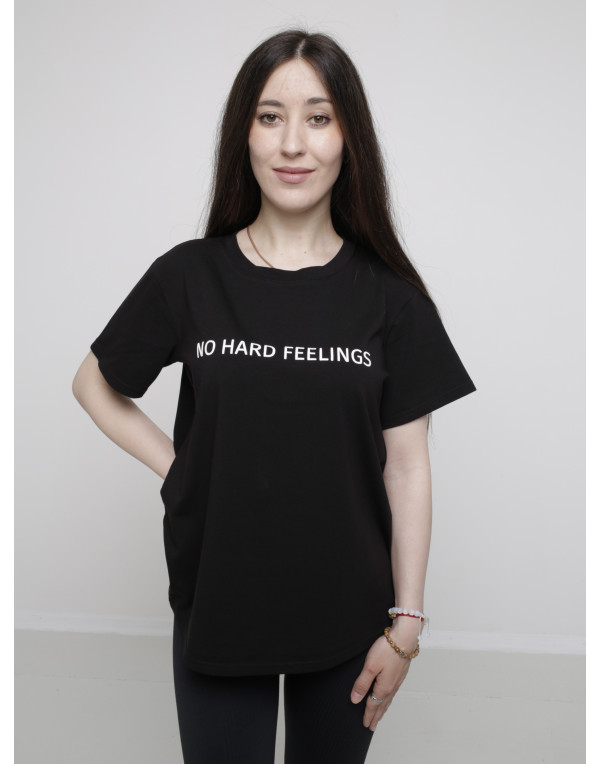 Футболка Норма чорна no hard feelings